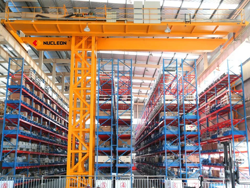 Warehouse stacker